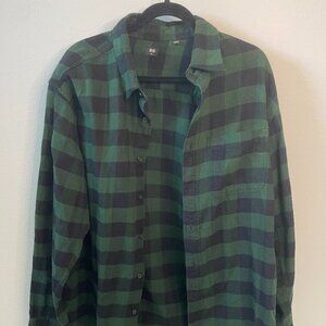 Mens Uniqlo Flannel - Dark Green and Black
